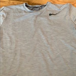 Men’s Nike dri fit shirt